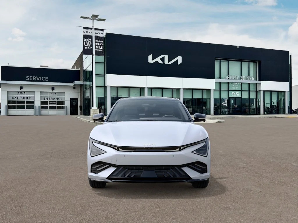 New 2026 Glacial White Pearl Kia GT-Line image 2