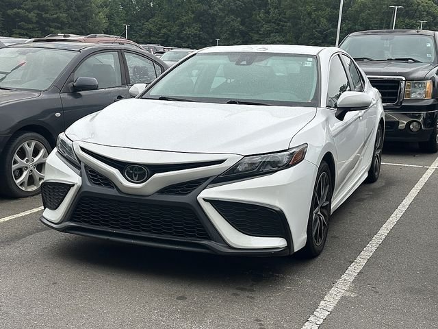 Used 2023 White Toyota SE image 2