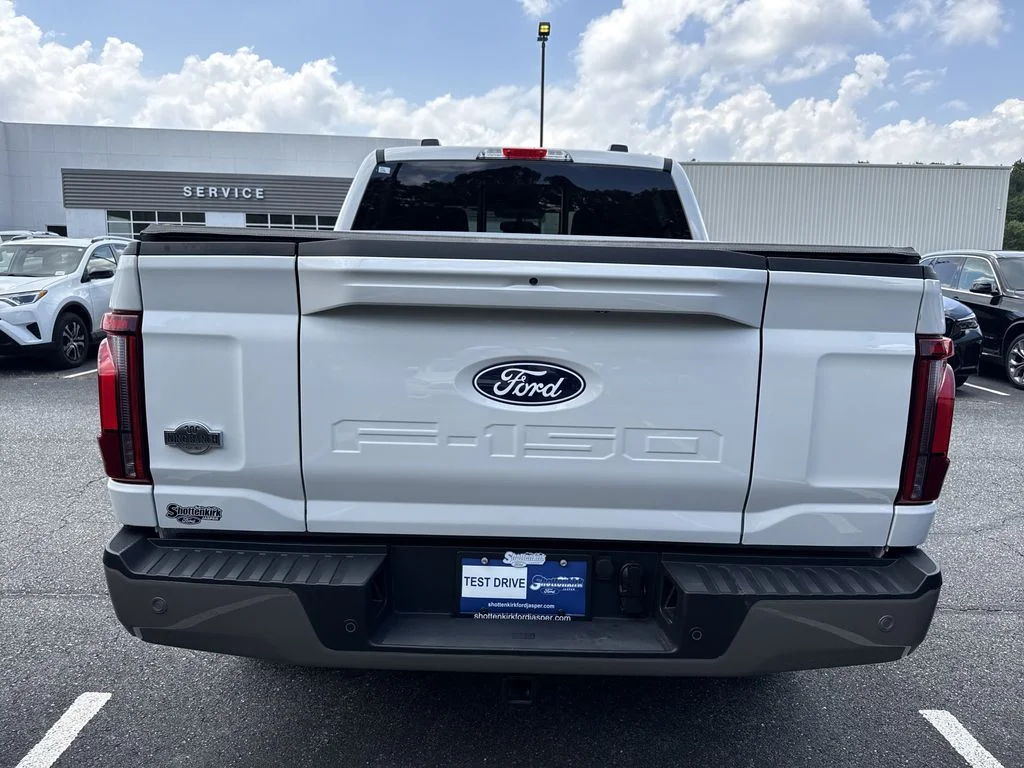 Used 2025 White Ford King Ranch image 6