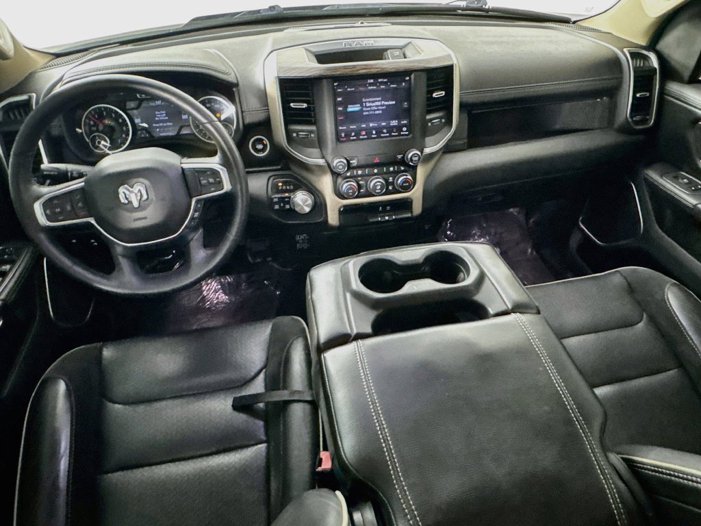 Used 2019 Diamond Black Crystal Pearlcoat Ram Laramie image 26