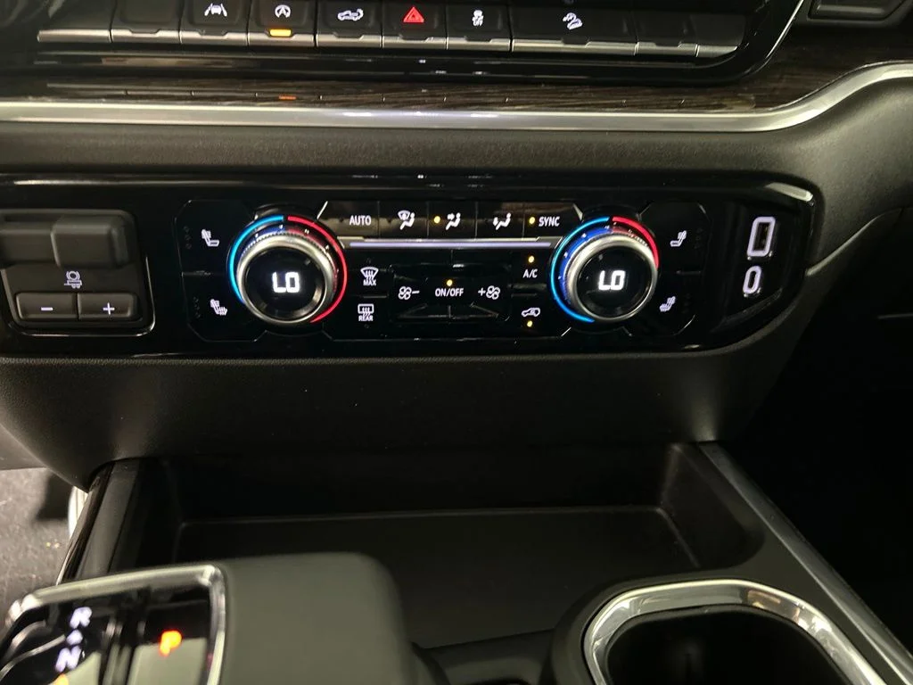 Used 2023 Beige GMC Elevation image 20