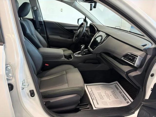 Used 2025 White Subaru Onyx Edition image 35