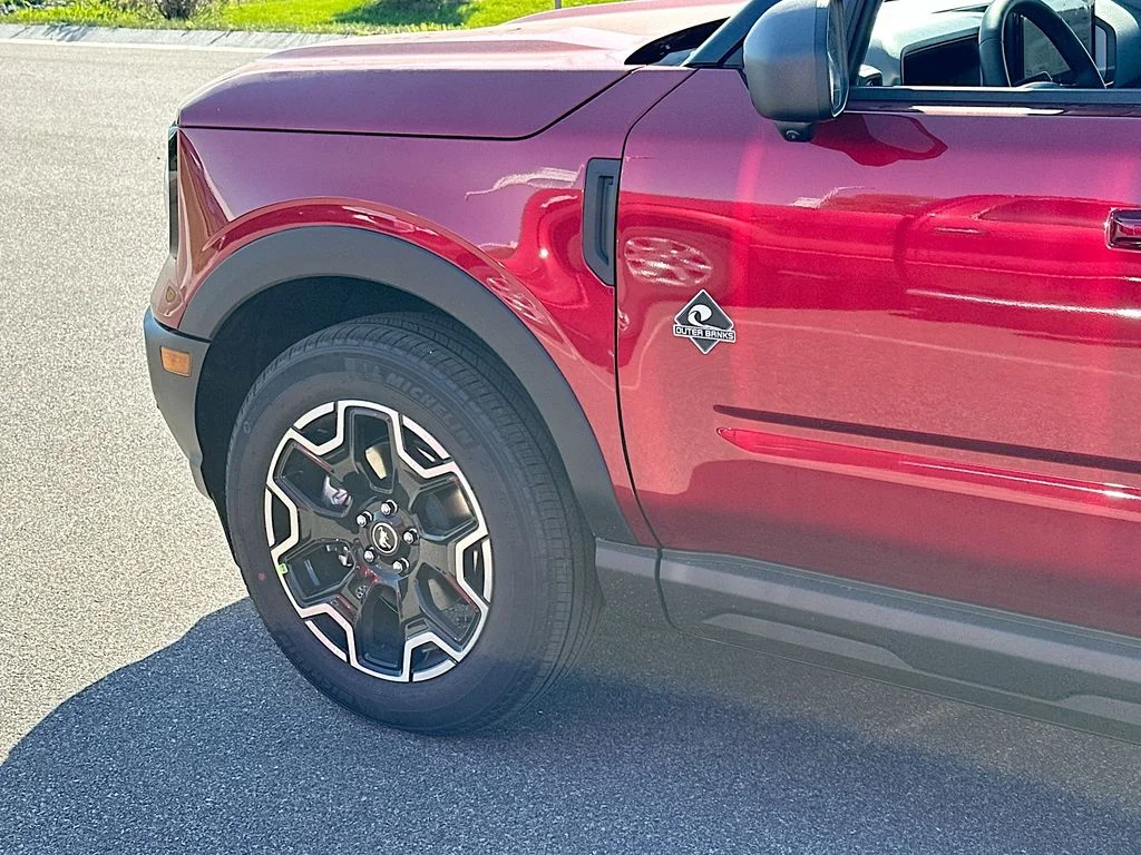 New 2025 Ruby Red Metallic Tinted Clearcoat Ford Outer Banks® image 10
