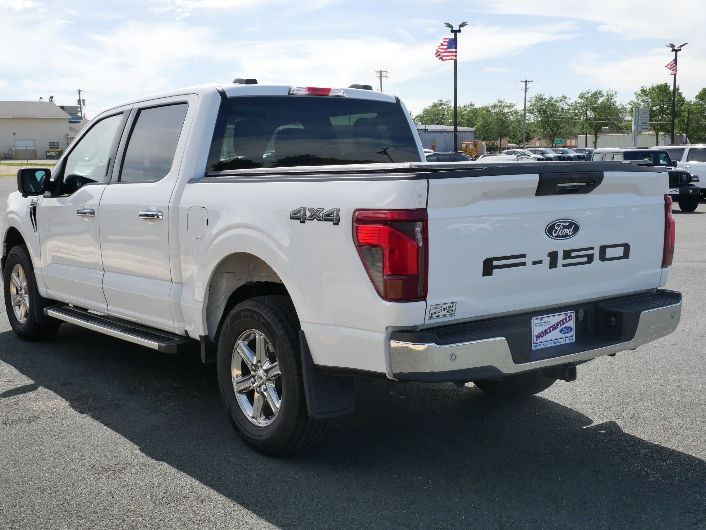 2024 Ford F-150 XLT - Photo 6