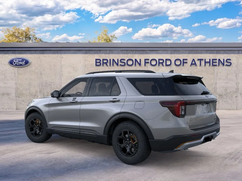 New 2026 Carbonized Gray Metallic Ford Tremor® image 27