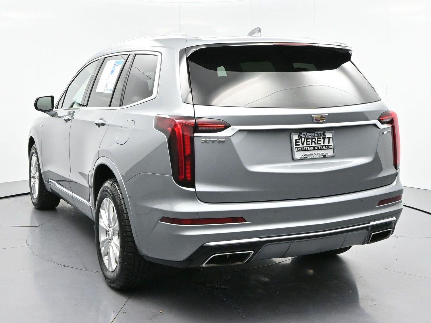 Used 2024 Argent Silver Metallic Cadillac Luxury image 6