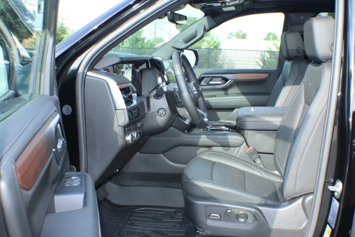 Certified Used 2026 Onyx Black GMC Denali image 14