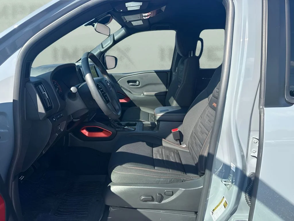 Used 2025 Gray Nissan PRO-4X image 6
