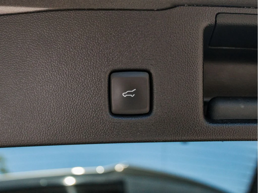 Used 2025 Gray Ford ST-Line Select image 26