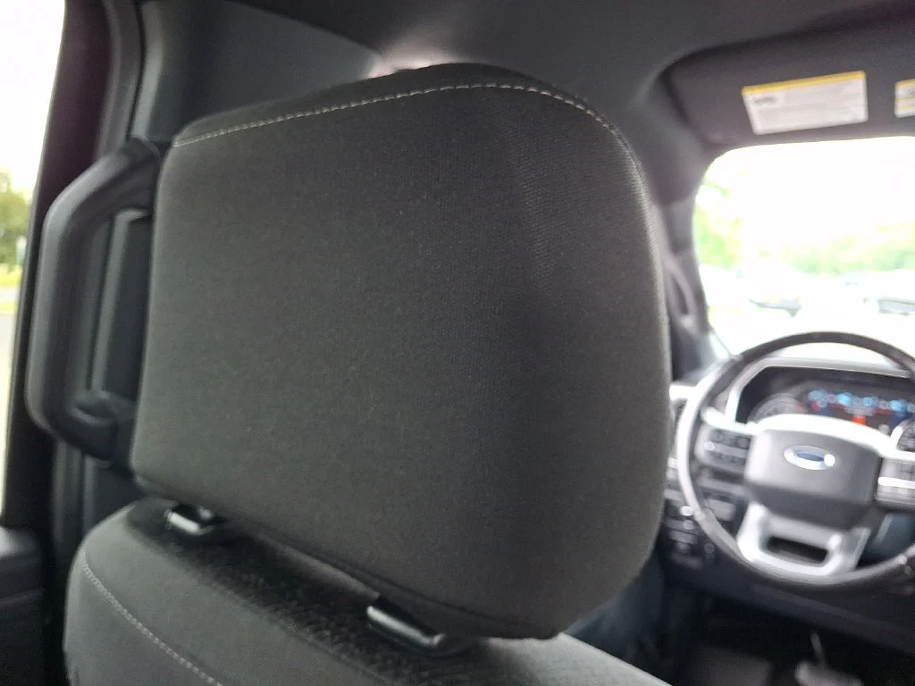 Used 2022 Agate Black Metallic Ford XLT image 14