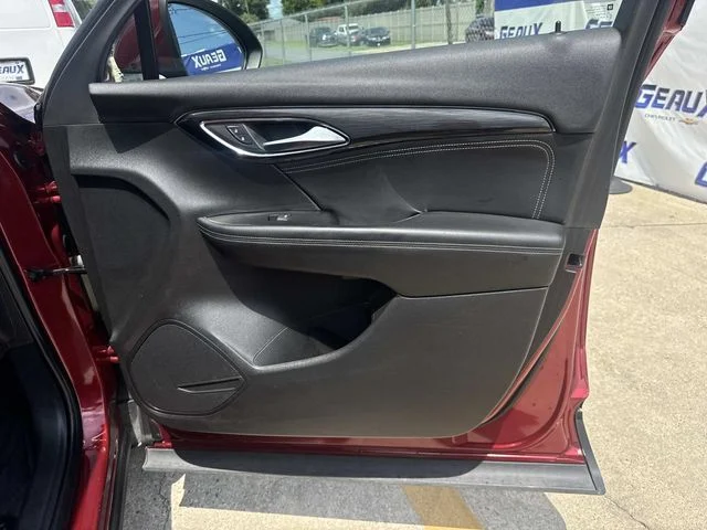 Used 2022 Red Buick Preferred image 27