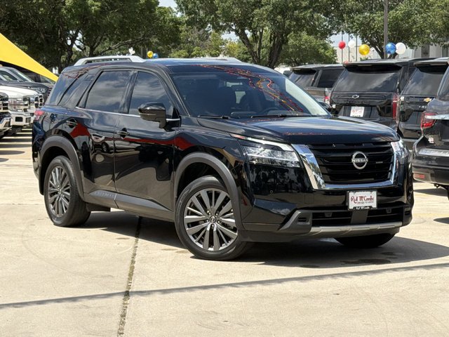 2024 Nissan Pathfinder SL