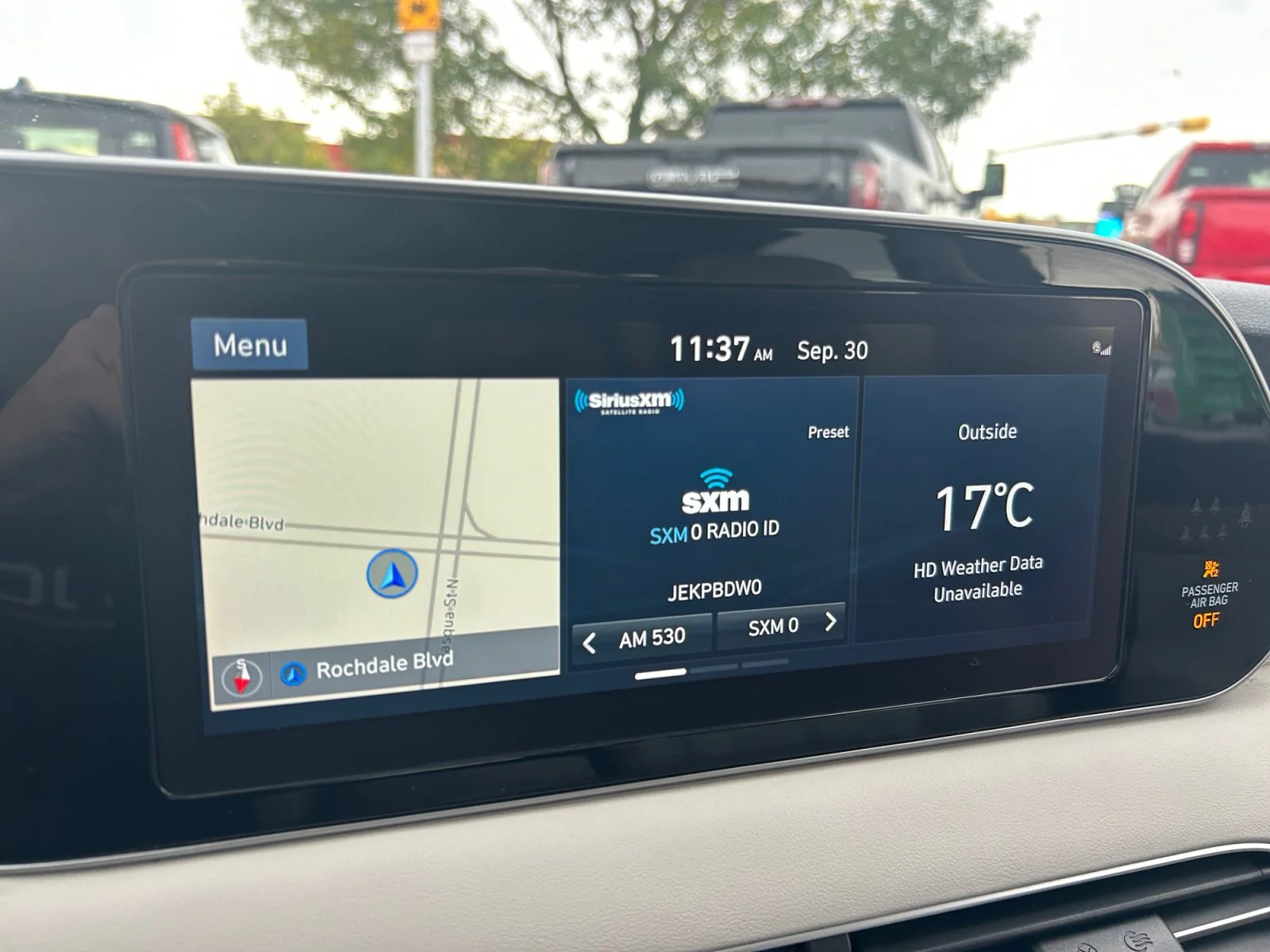 Used 2020 Gray Hyundai Luxury AWD image 25