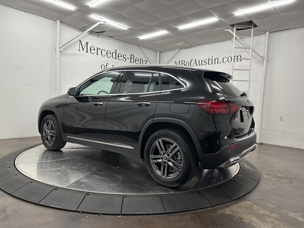 New 2026 Night Black Mercedes-Benz GLA 250 image 5