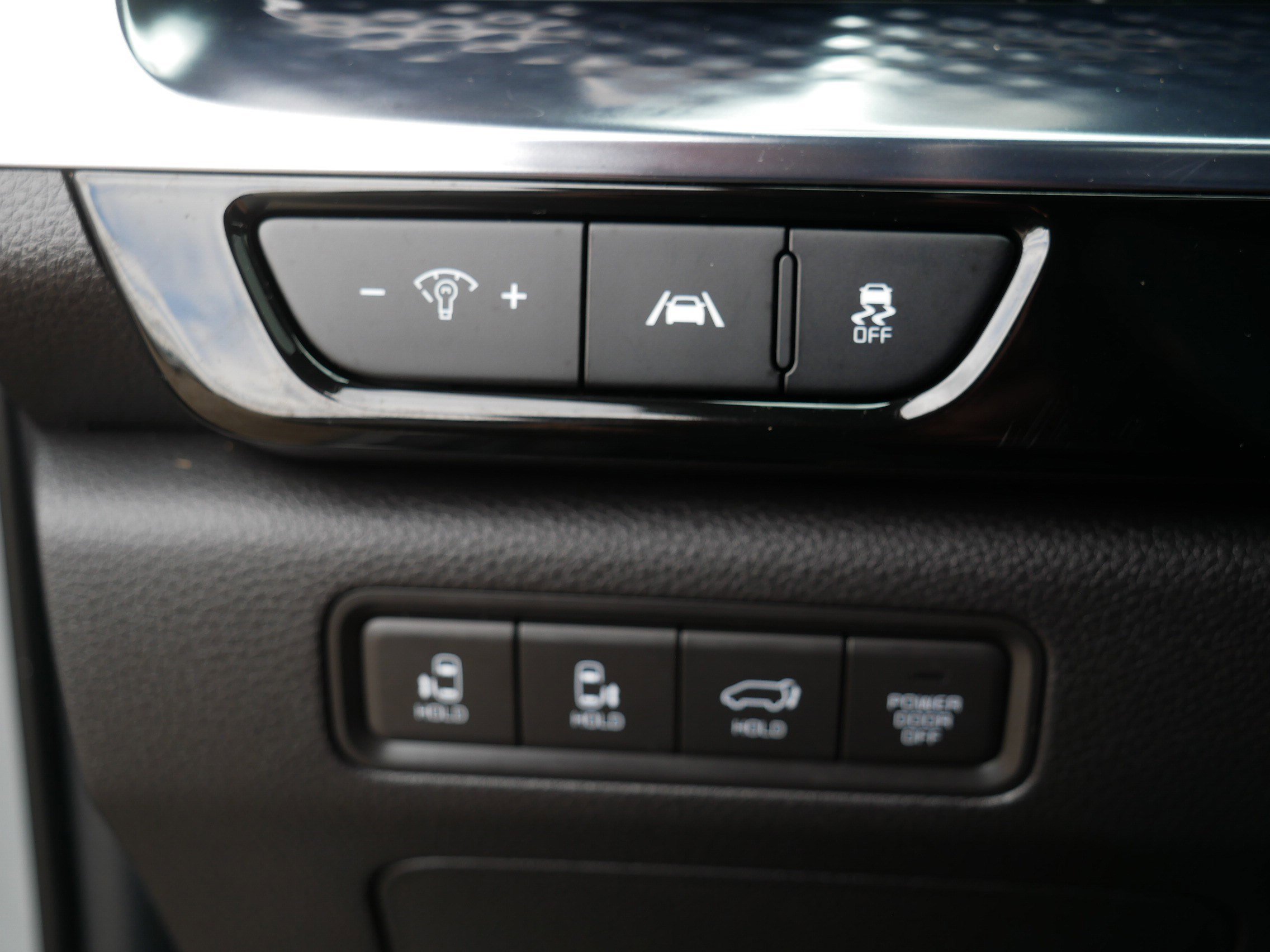 Certified Used 2022 Ceramic Silver Kia SX Prestige image 26