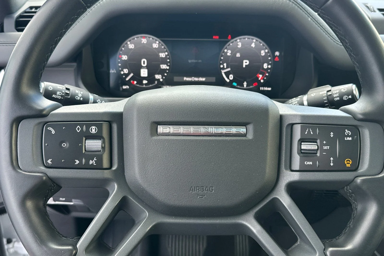 Used 2025  Land Rover S image 29