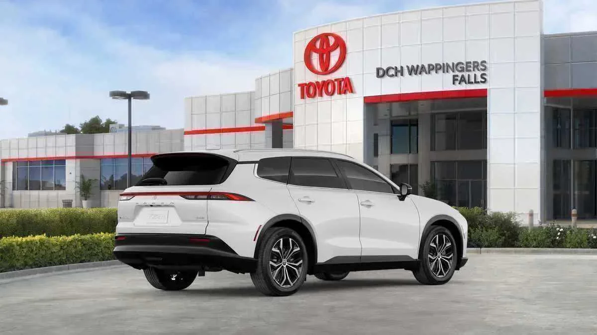 New 2026 Oxygen White <sup>1</sup> Toyota  XLE image 20