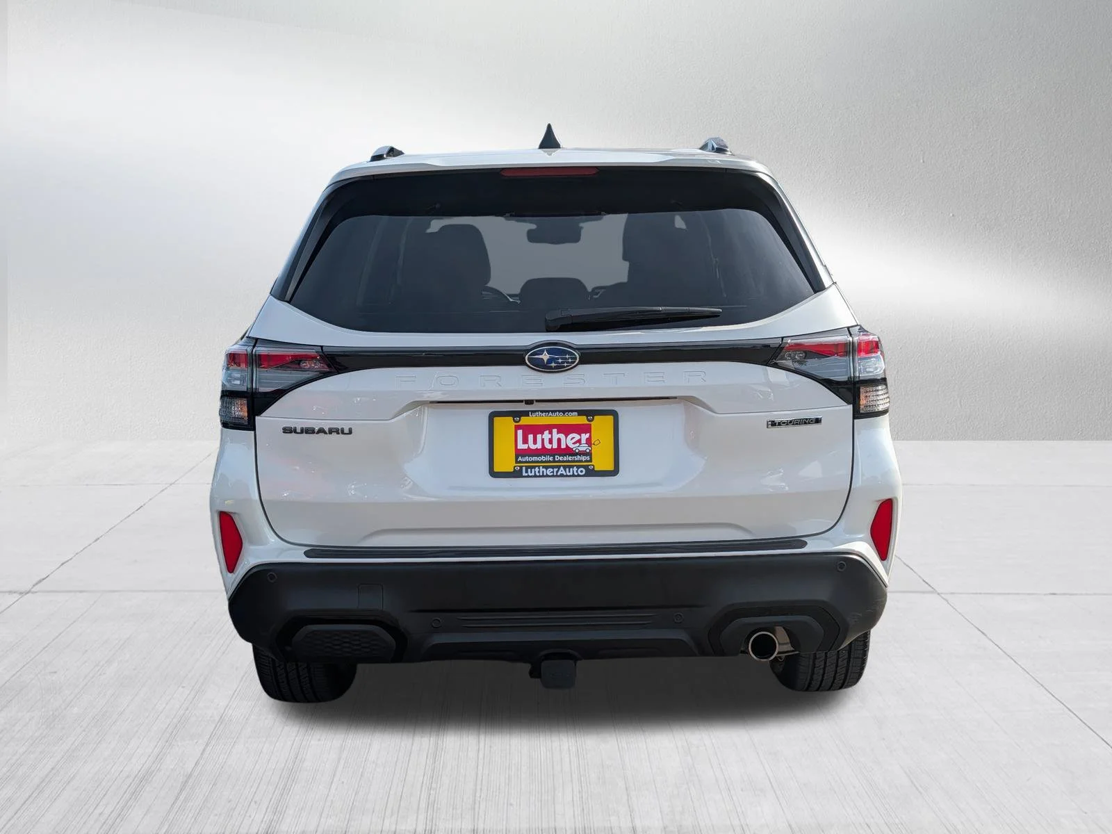 Used 2025 Crystal White Pearl Subaru Touring image 4