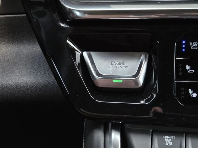 2026 GMC Sierra 3500HD Denali Ultimate - Photo 18