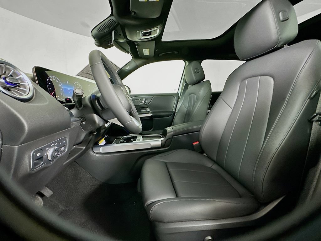 New 2026 Cirrus Silver Metallic Mercedes-Benz GLB 250 image 51