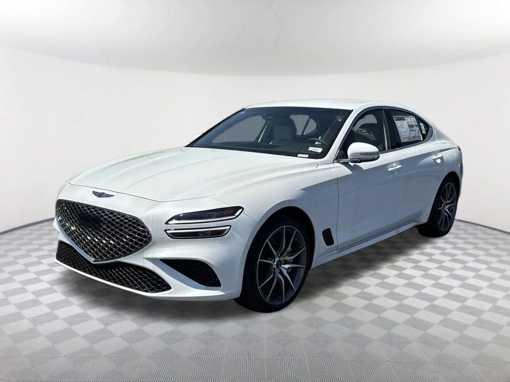 2025 Genesis G70 2.5T Standard's photo