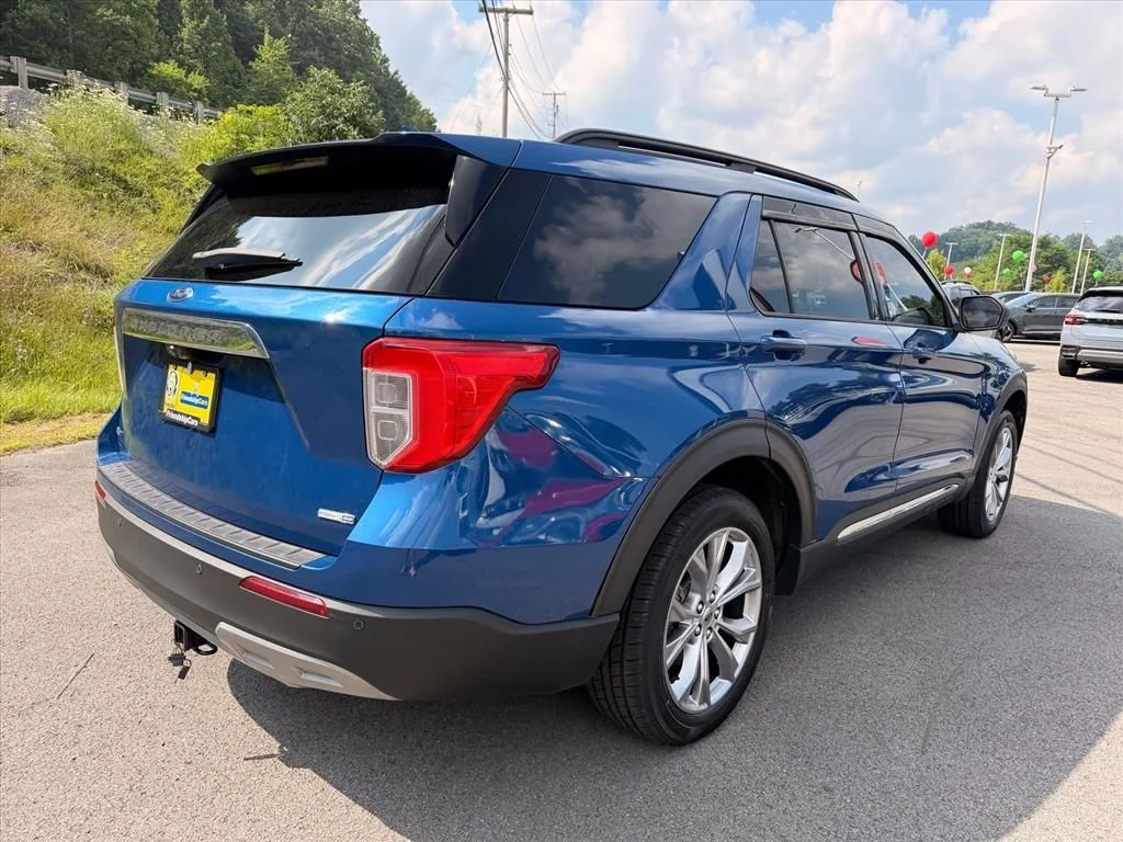 Used 2020 Blue Ford XLT image 13