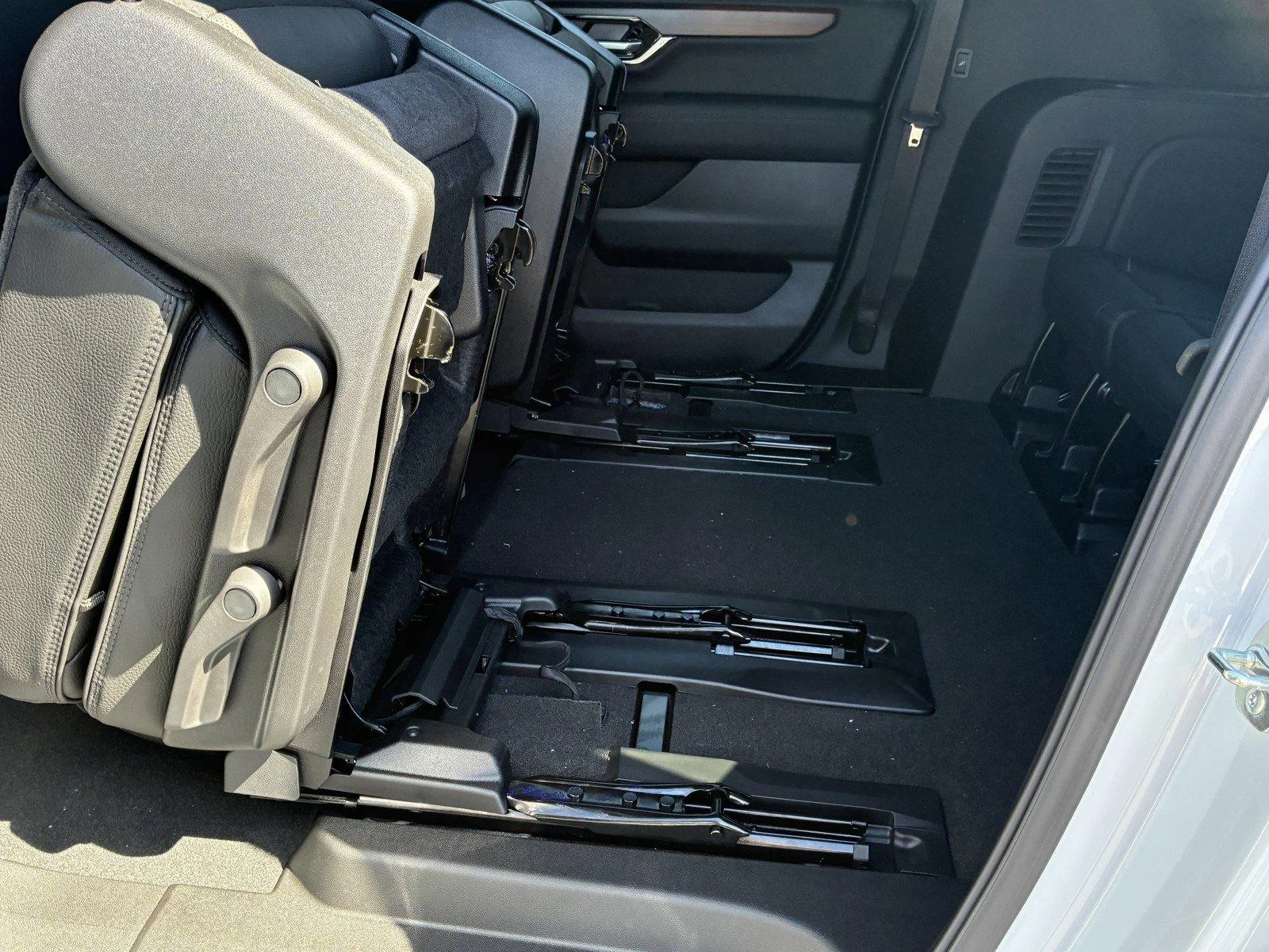2026 GMC Yukon XL Denali - Photo 15