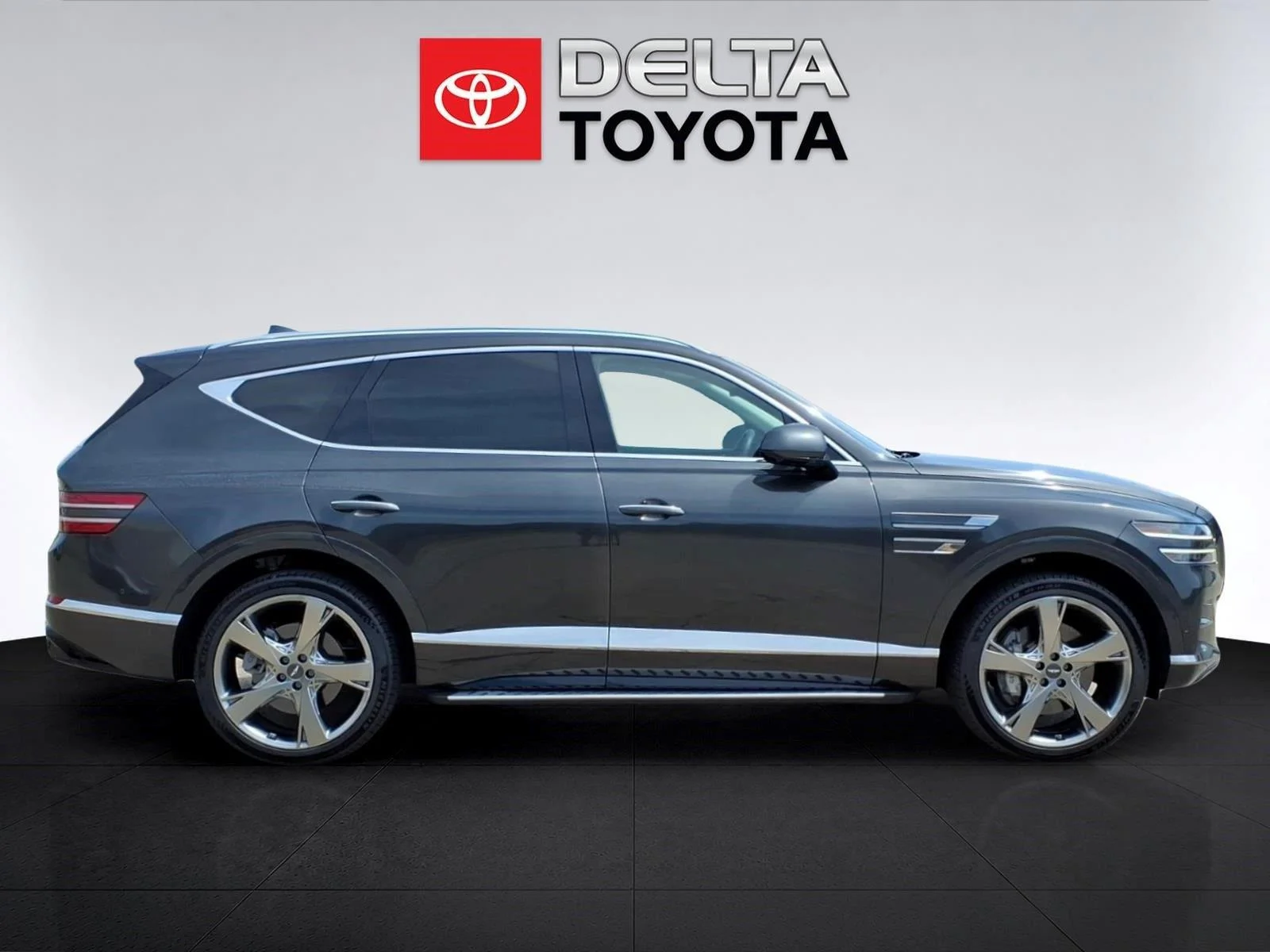 Used 2024  GENESIS 3.5T AWD image 6