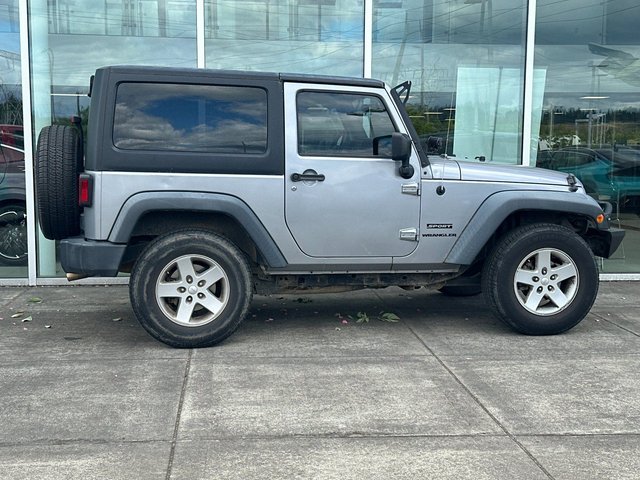 2016 Jeep Wrangler Sport