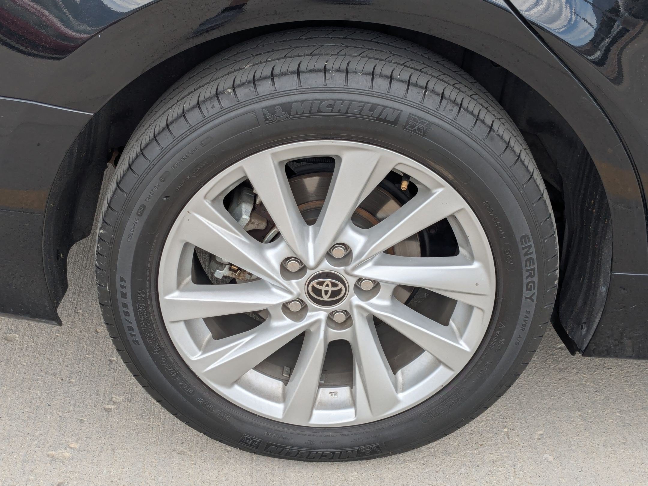 Used 2023 Midnight Black Metallic Toyota LE image 13