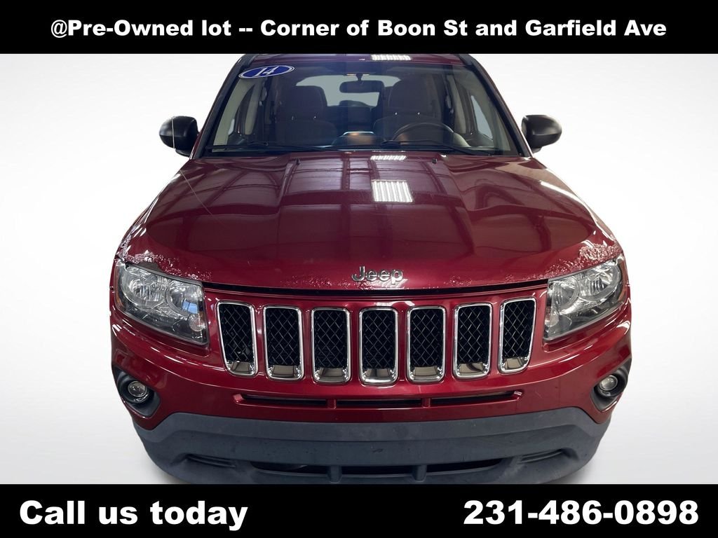 Used 2014 Red Jeep Sport image 8