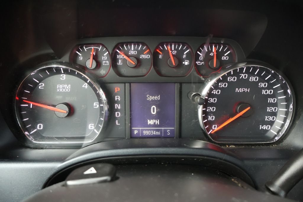 Used 2018 BLACK Chevrolet Custom image 18