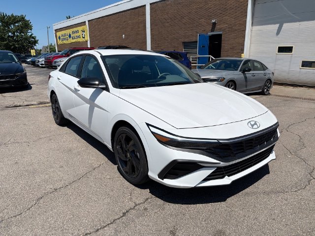 New 2026 White Hyundai SEL Sport image 51