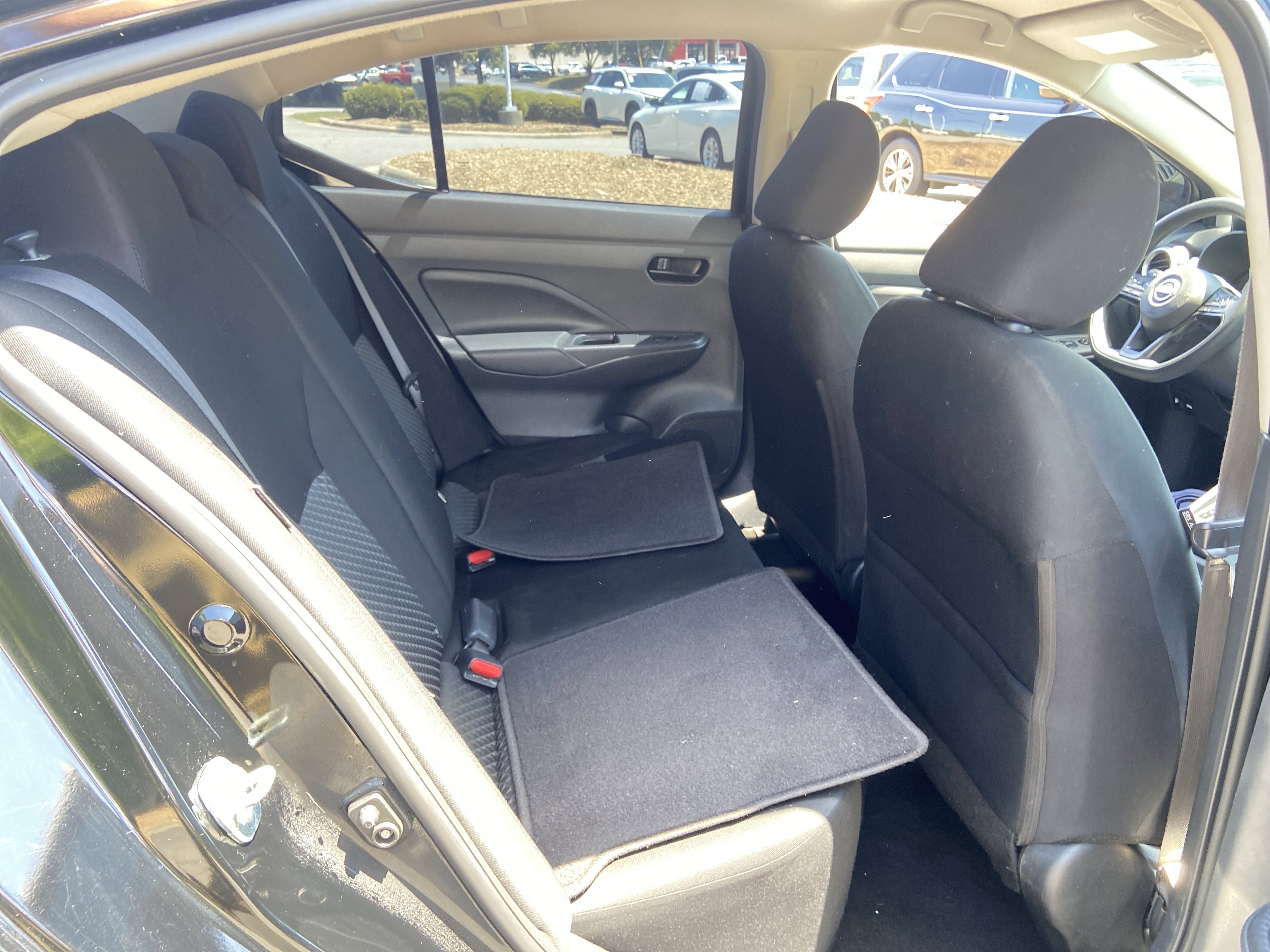 Used 2023 Super Black Nissan S image 17