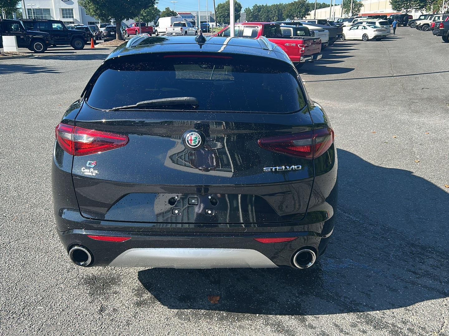 Used 2020 Vulcano Black Metallic Alfa Romeo Ti Lusso image 4