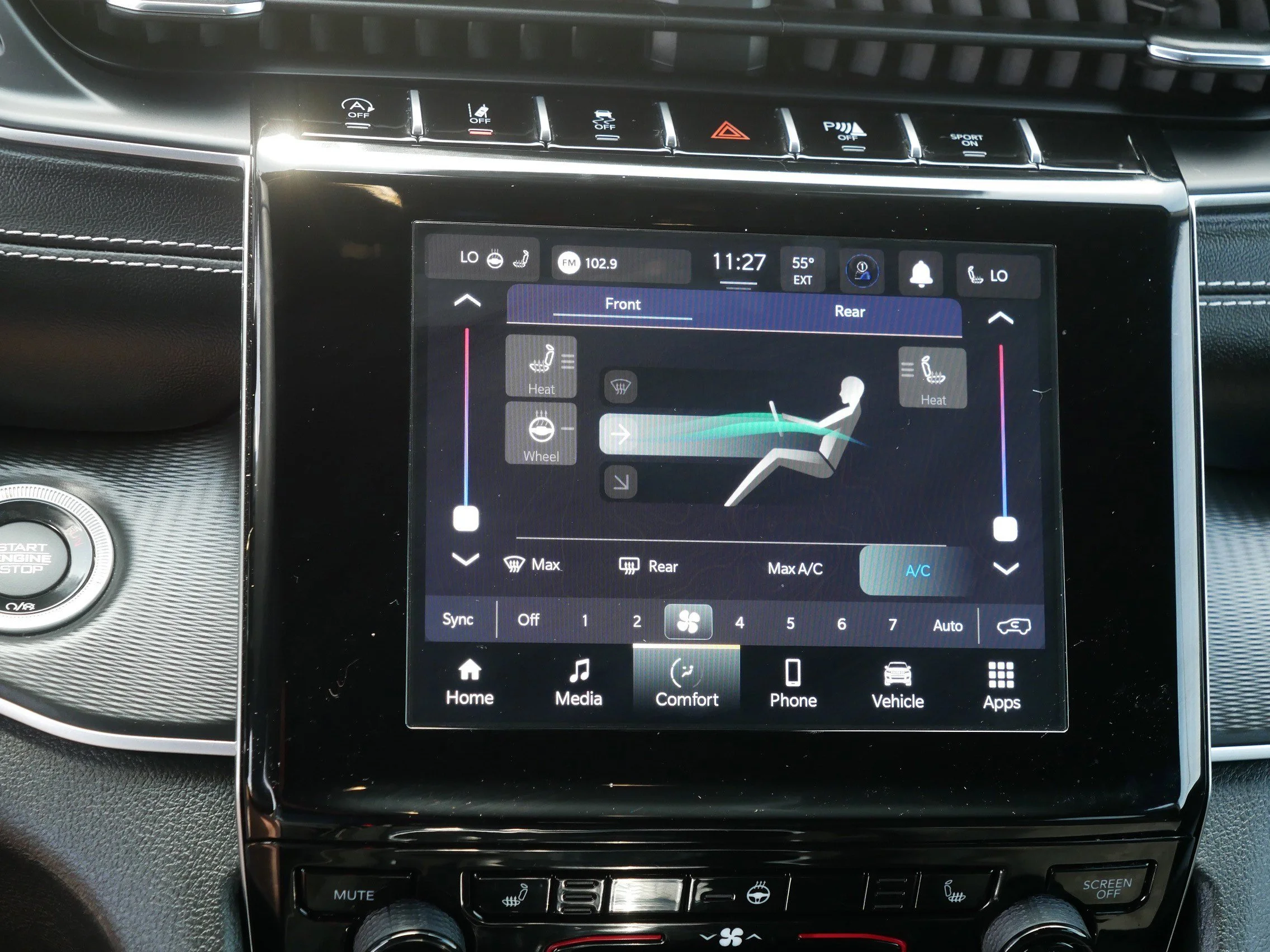 Used 2024 Diamond Black Crystal Pearlcoat Jeep Altitude X image 23