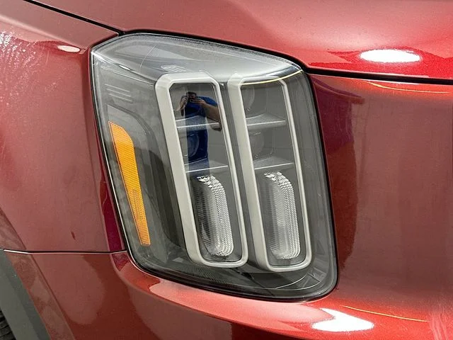 Certified Used 2024 Red Kia EX image 27