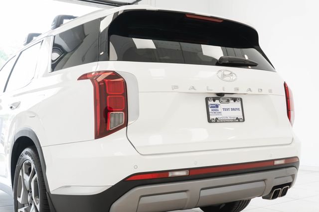 Used 2023 White Hyundai Limited image 10