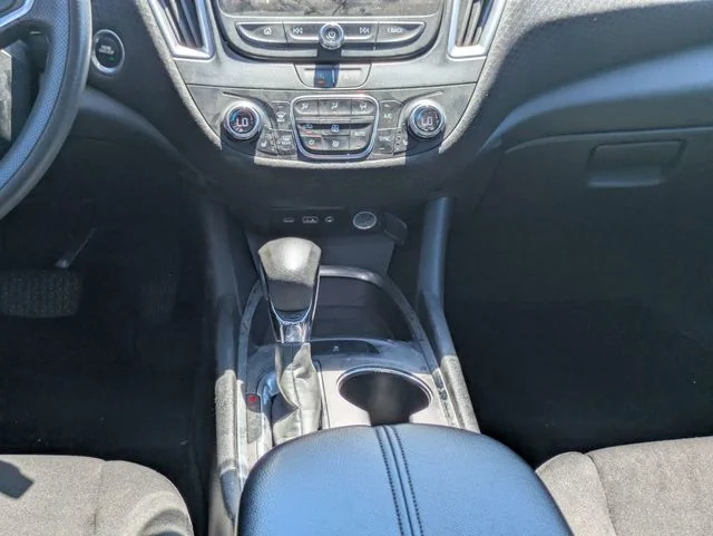 Used 2023 Blue Chevrolet LT image 19