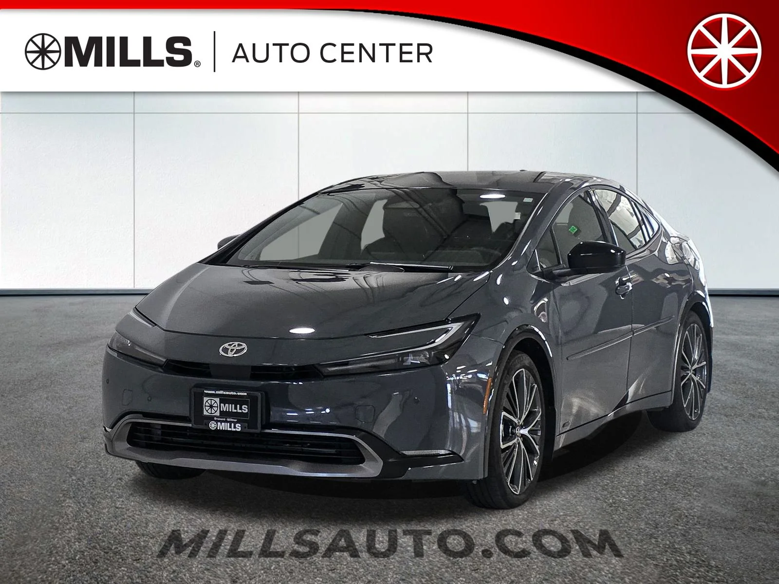 Used 2025 Gray Toyota XLE image 1