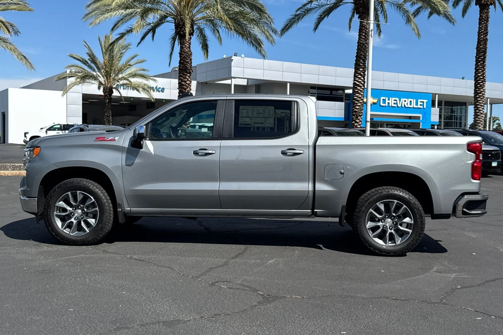 2026 Chevrolet Silverado 1500 LT - Photo 6