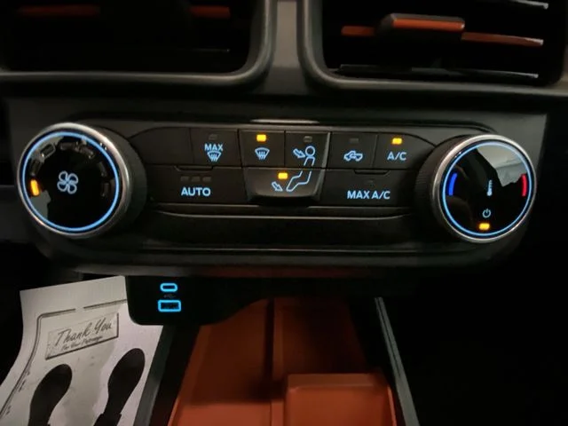 Used 2024 Black Ford XLT image 18