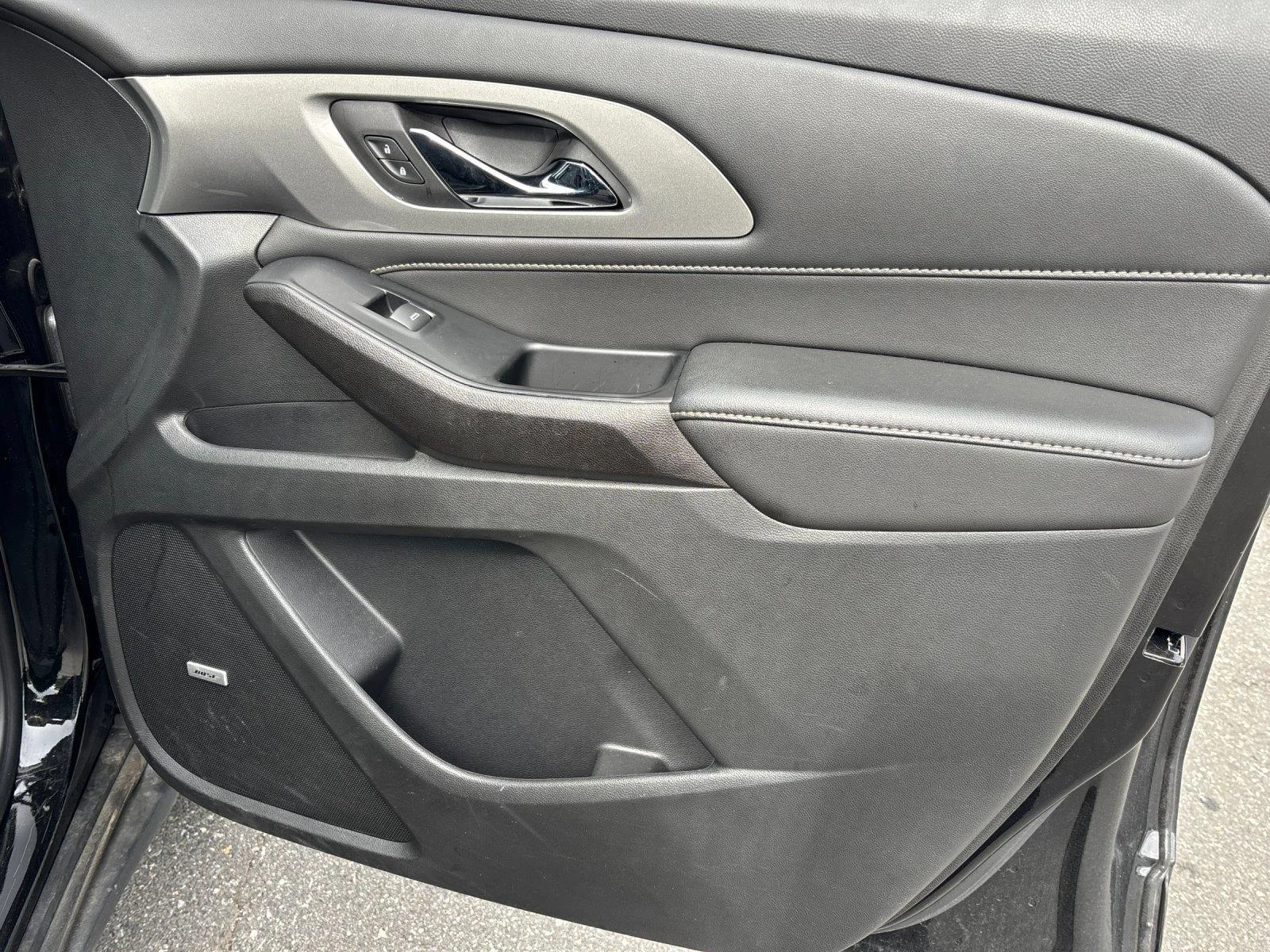 Used 2023 Mosaic Black Metallic Chevrolet LT Leather image 39