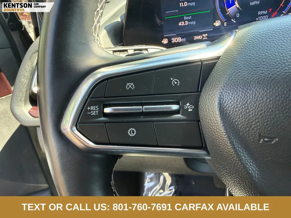 Used 2025 Gray Chevrolet Z71 image 17