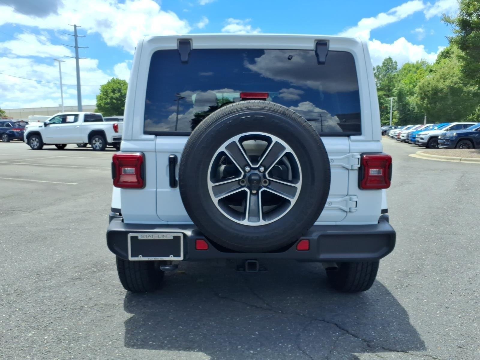 Used 2023 Bright White Clearcoat Jeep Sahara image 16