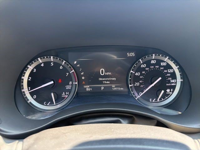 Used 2021 Blizzard Pearl Toyota Platinum image 31
