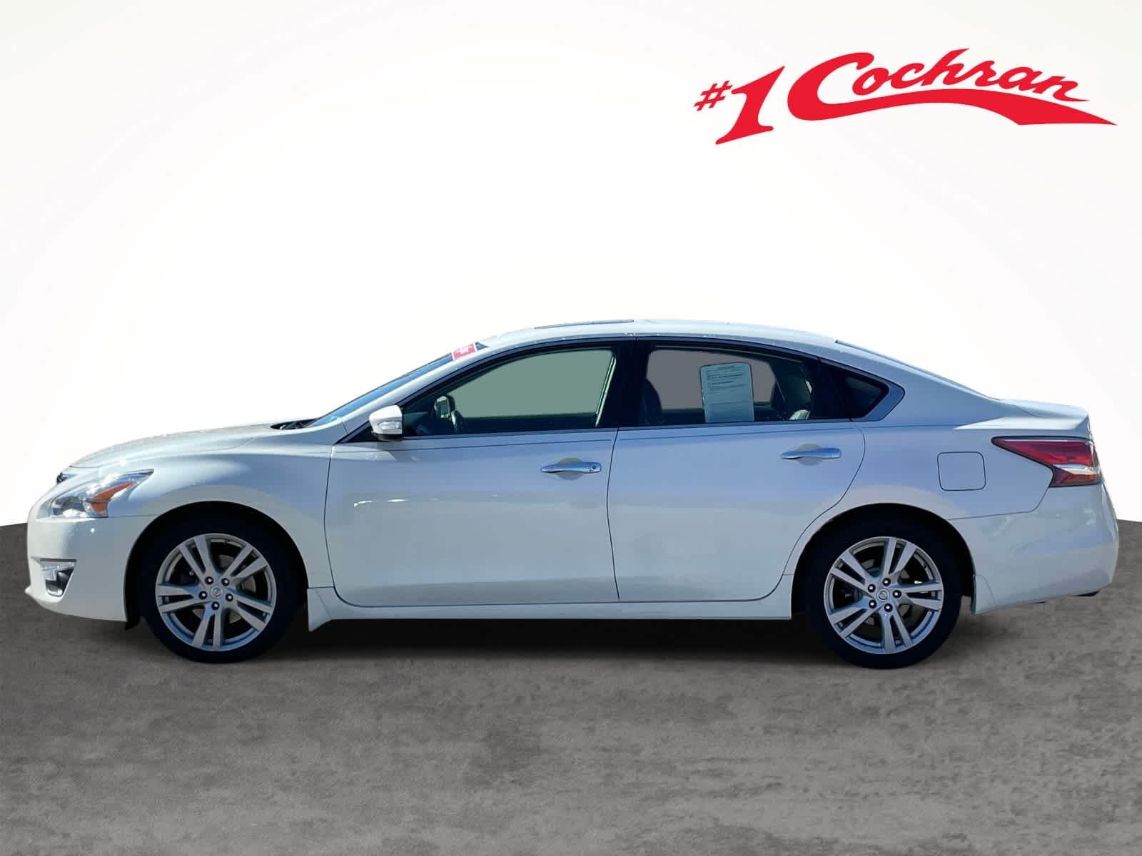 Used 2014 Pearl White Nissan 3.5 SL image 15