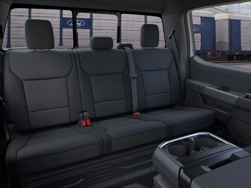 New 2026 Oxford White Ford XLT image 11