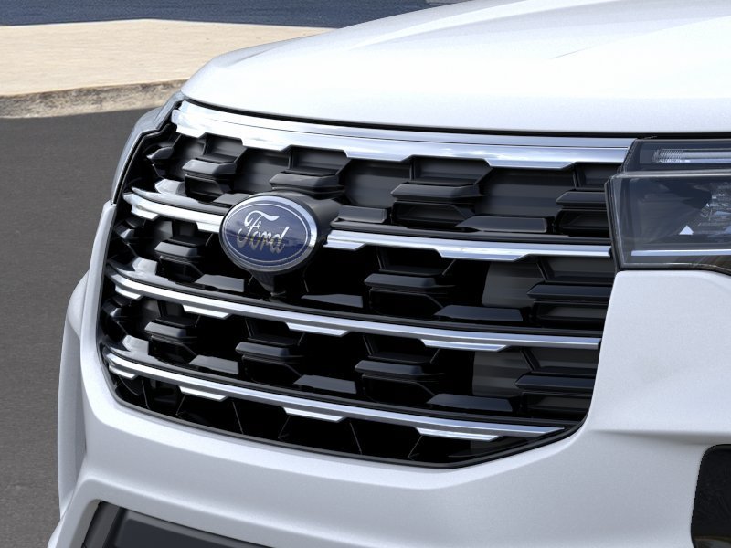 New 2026 Star White Metallic Tri-Coat Ford Active image 17