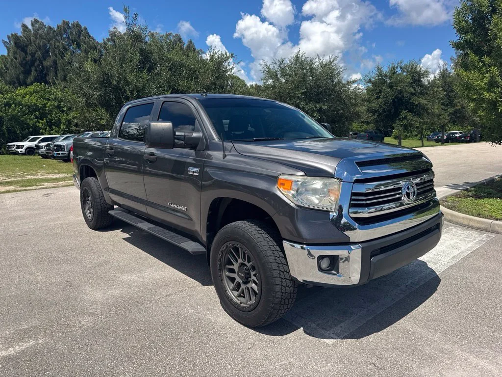 Certified Used 2017 Magnetic Gray Metallic Toyota SR5 image 2